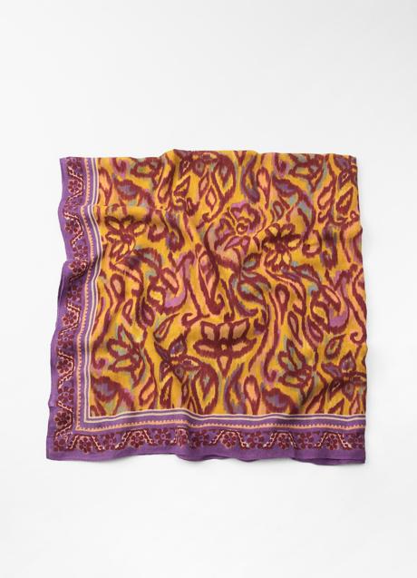 Imagen - Pañuelo estampado de lana de Zara (19,99 euros)