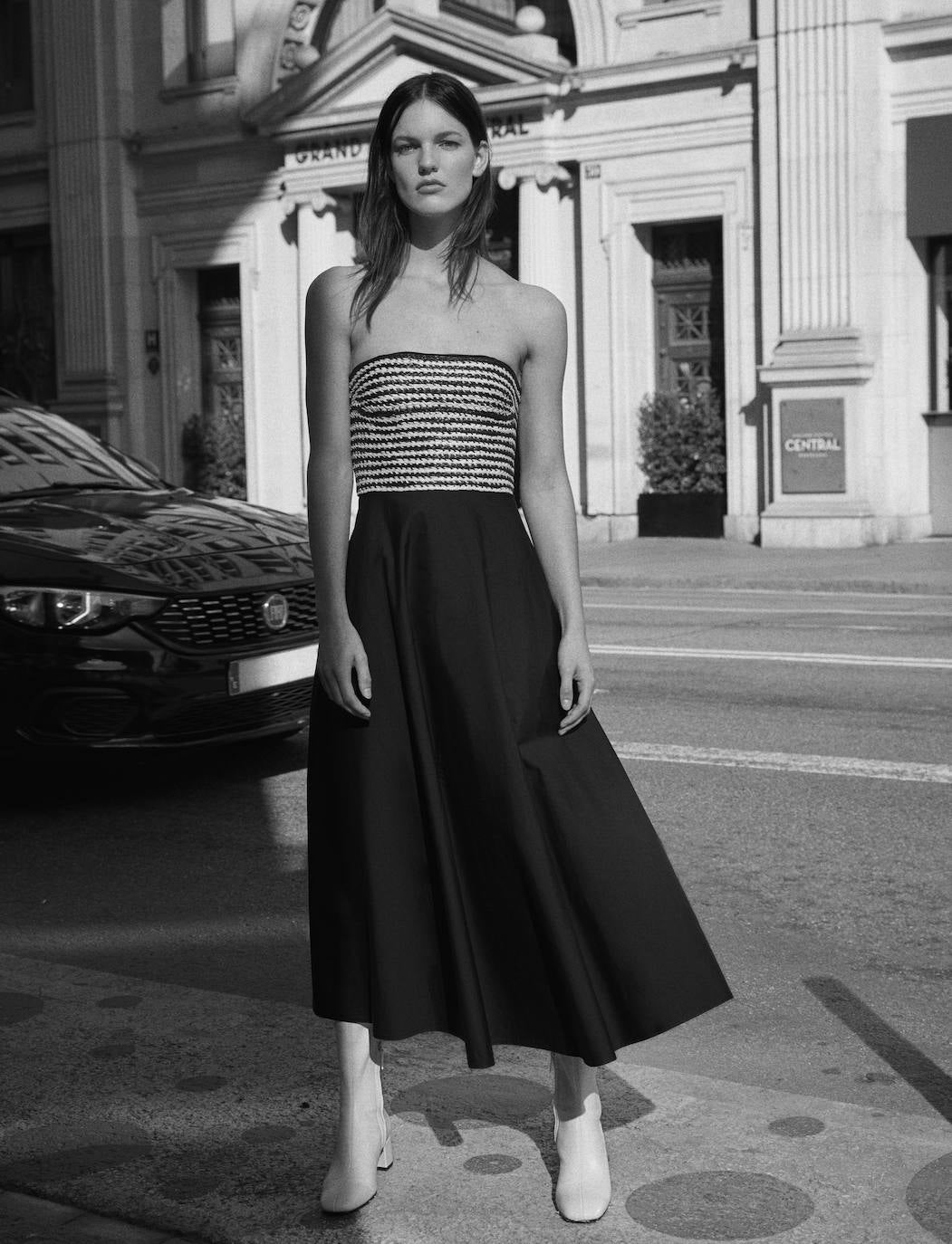 Vestido de Ralph Lauren y botas de Mango.