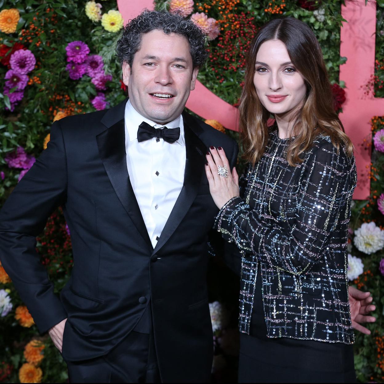 María Valverde y Gustavo Dudamel.