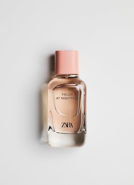 Imagen - Perfume Fields at Nightfalls de Zara. Foto: Zara.