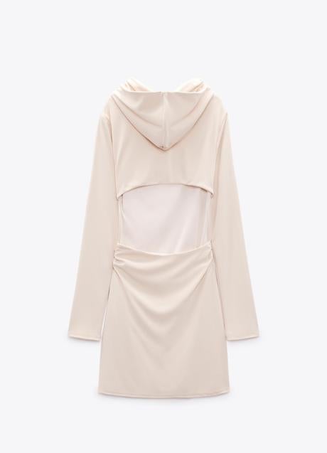 Imagen - Vestido de Zara de nueva temporada con capucha y abertura en la espalda.