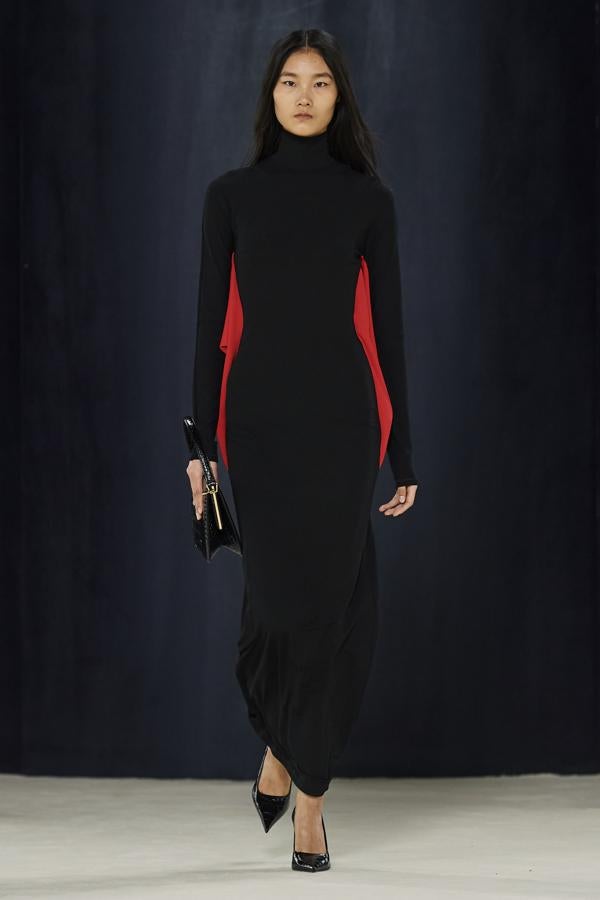 Ferragamo apuesta por una estética hollywoodense de los años 50, pero con el toque vanguardista deportivo actual. 