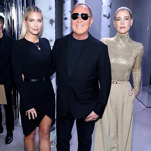 Imagen principal - Amelia y Eliza Spencer con Michael Kors, Eliza en el front row de Del Core y las dos hermanas en desfile de Brunello Cucinelli.