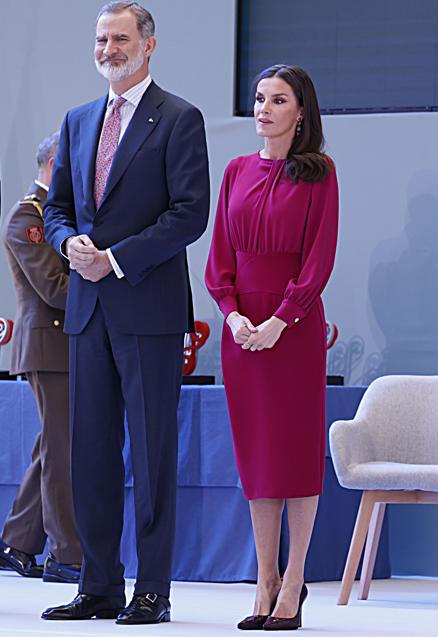Imagen - Así de bien sienta el vestido de la reina Letizia. / GTRES