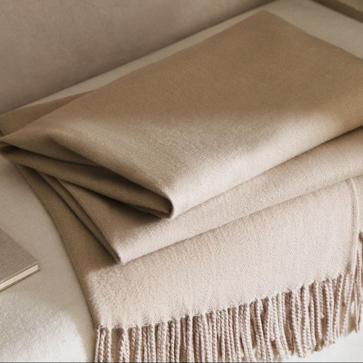 Imagen secundaria 1 - Mantas de Zara Home, entre 40 y 50 euros.