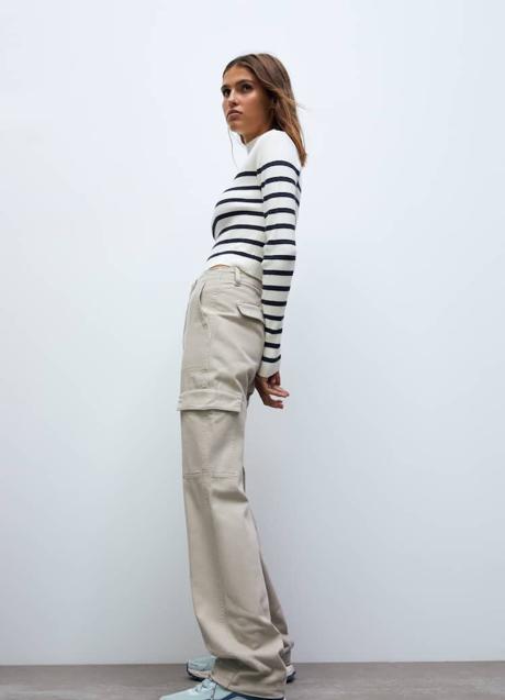 Imagen - Pantalones cargo de Pull&Bear, 25,99€.