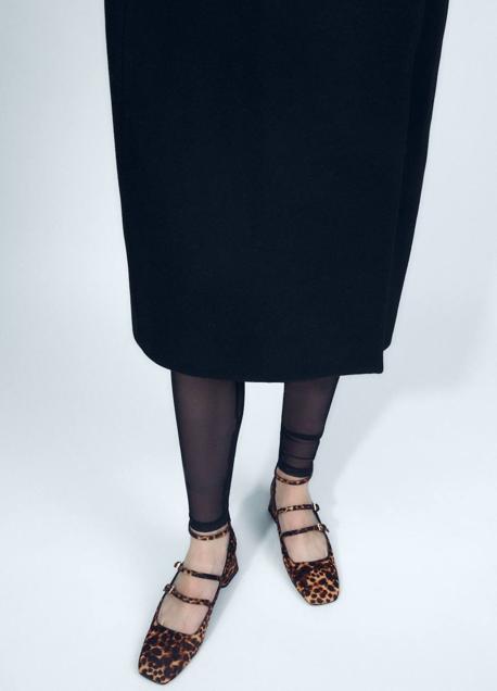 Imagen - Bailarinas con tiras y tacón bajo en animal print