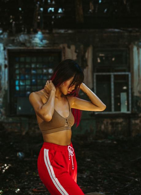 Imagen - Mujer con core definido/PEXELS