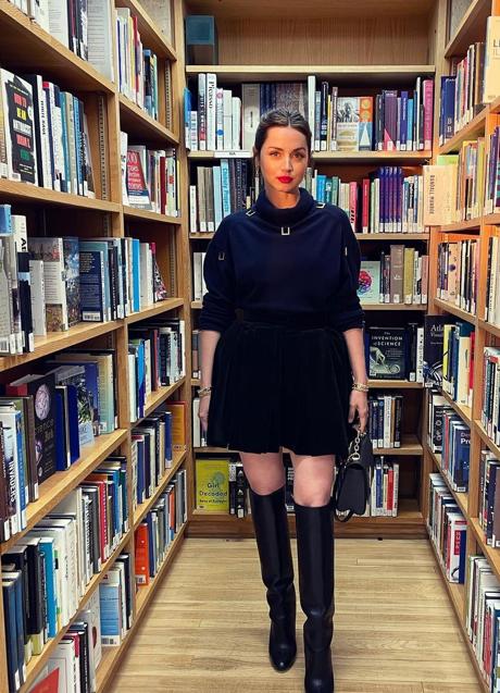 Imagen - Miércoles: Azul marino y negro