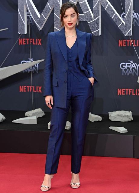 Imagen - Jueves: El traje impecable