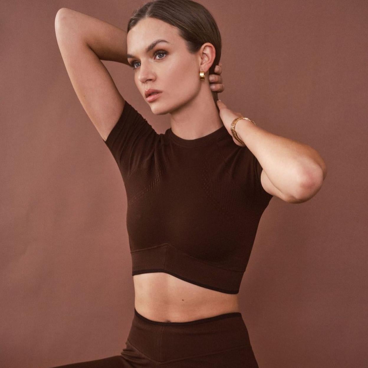 Mujer con ropa deportiva 