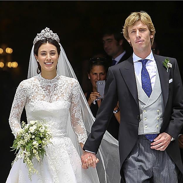 La espectacular boda de Sassa de Osma y Christian de Hannover: una tiara royal, tres vestidos y un invitado sorpresa (que acabó en el hospital)