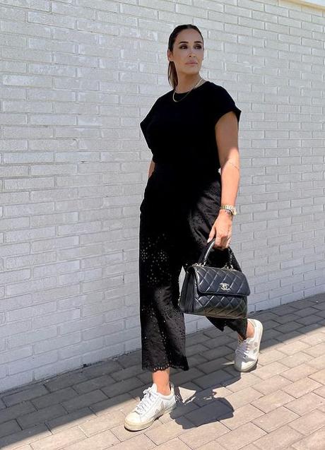 Imagen - Domingo: Zapatillas blancas