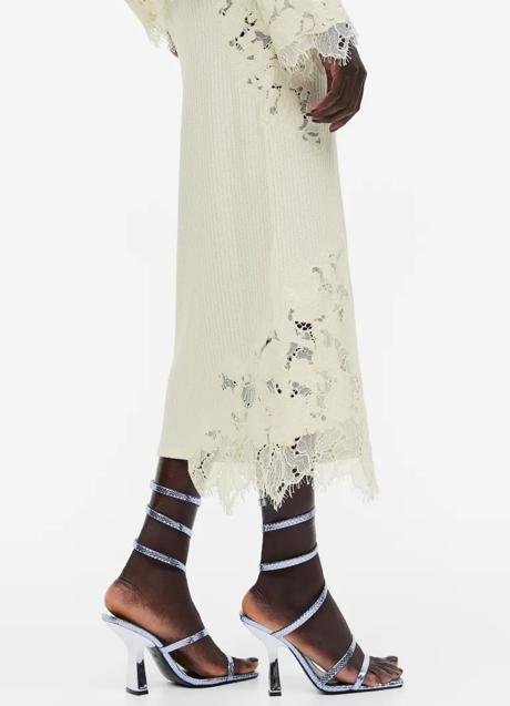 Imagen - Falda de canalé H&M (49,99 euros)