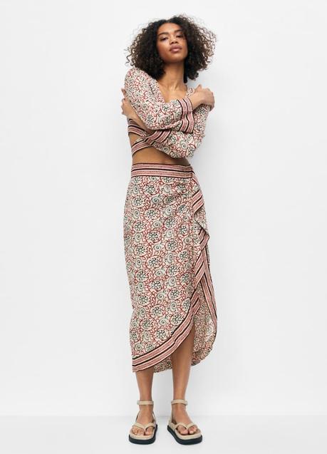 Imagen - Falda estampada de Pull & Bear (22,99 euros)