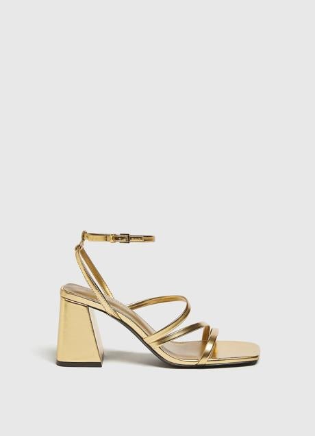 Imagen - Sandalia doradas.