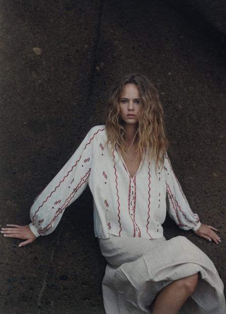 Imagen - Blusa con bordados de Zara (29,95 euros)