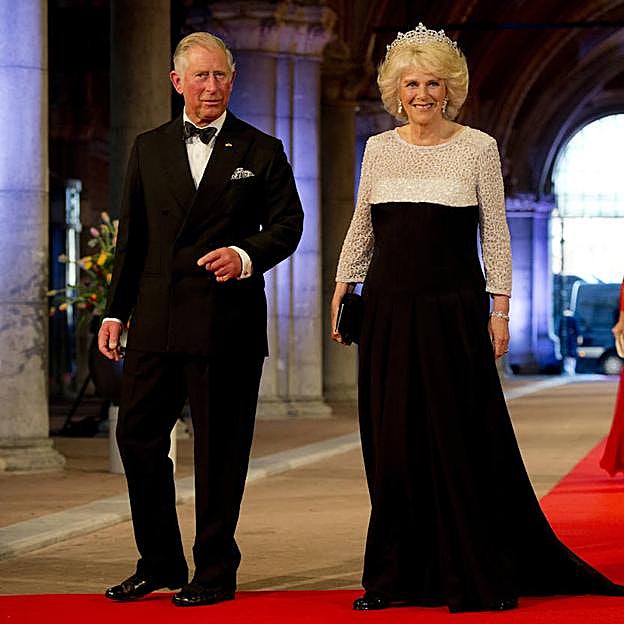 Los únicos cuatro hombres en los que confía Carlos III: quién es quién en la nueva corte de la reina Camilla