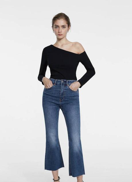 Imagen - Camiseta con escote asimétrico y hombro al descubierto