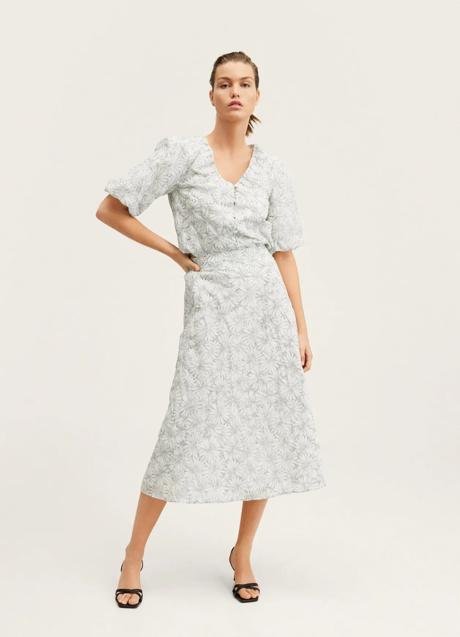 Imagen - Falda midi con estampado de flores de Mango Outlet. Foto: Mango Outlet.