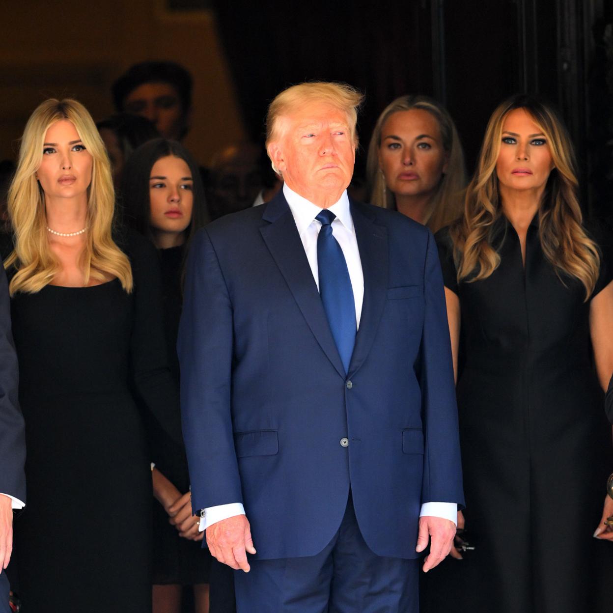 Donald, Melania e Ivanka Trump en el funeral de Ivana Trump, el pasado mes de julio. 