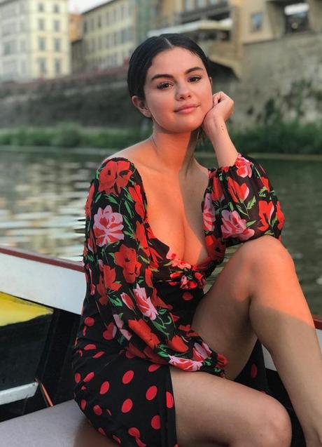 Imagen - Viernes: Flores y lunares