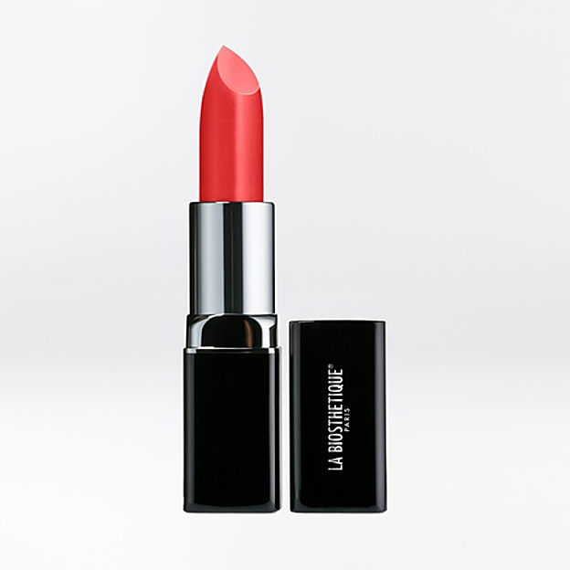 Sensual Lipstick Creamy C150 Radiant Peach de La Biosthetique.