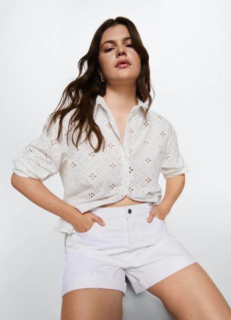 Imagen - Camisa bordados de Mango Outlet. Foto: Mango Outlet.