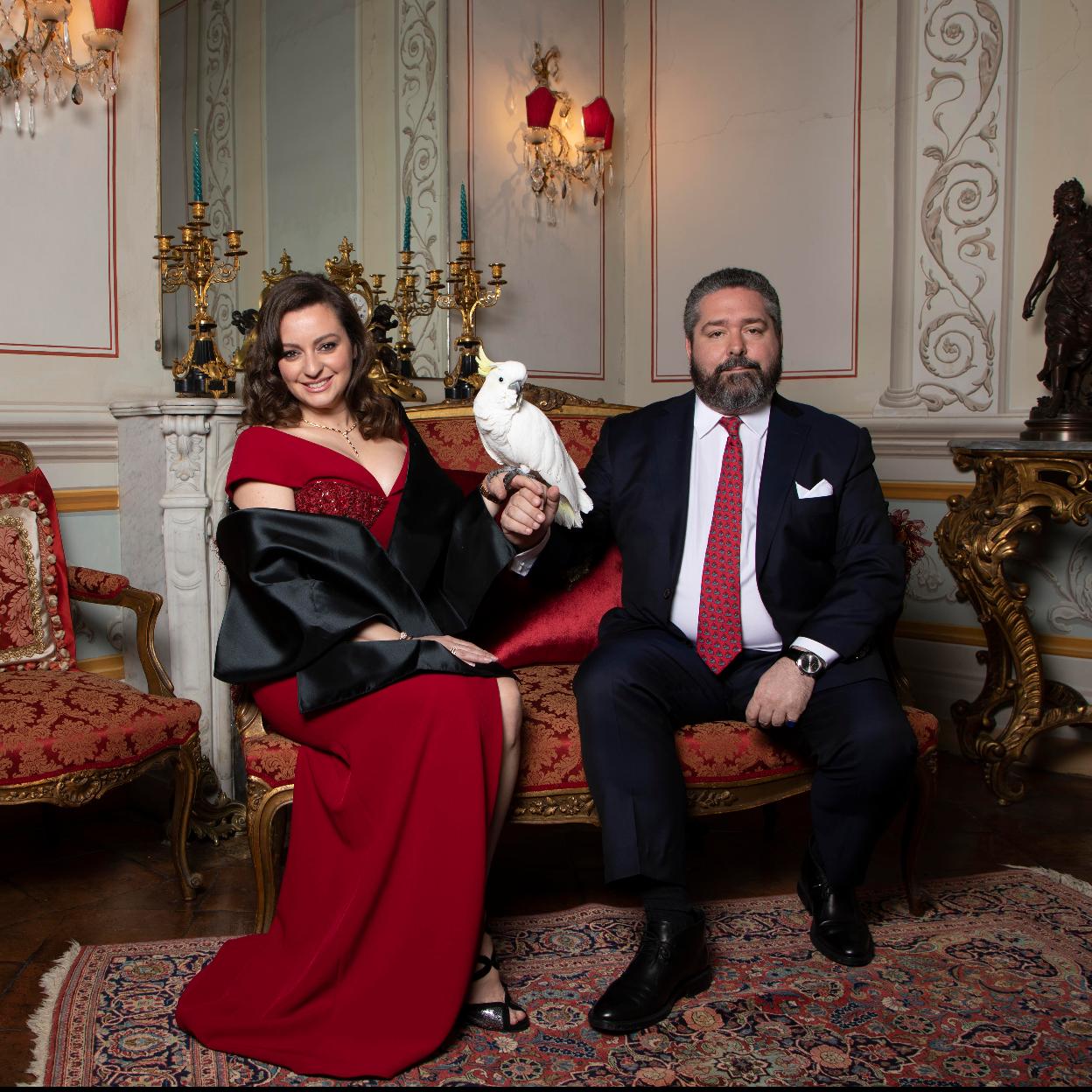 Jorge Románov y su esposa, Rebecca Victoria Romanovna.