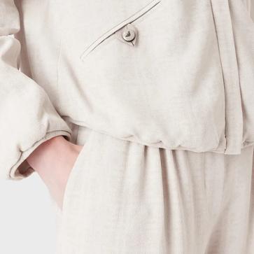 Imagen secundaria 1 - Conjunto de chaqueta y pantalón con tejido jacquard de Emporio Armani.