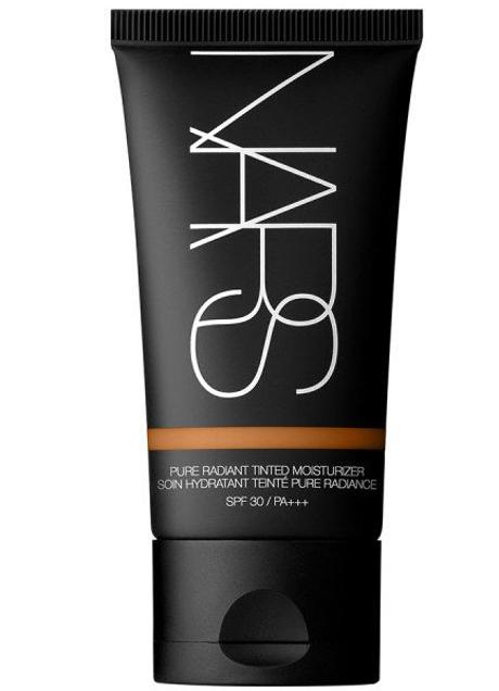 Imagen - Pure Radiant Tinted Moisturizer de Nars
