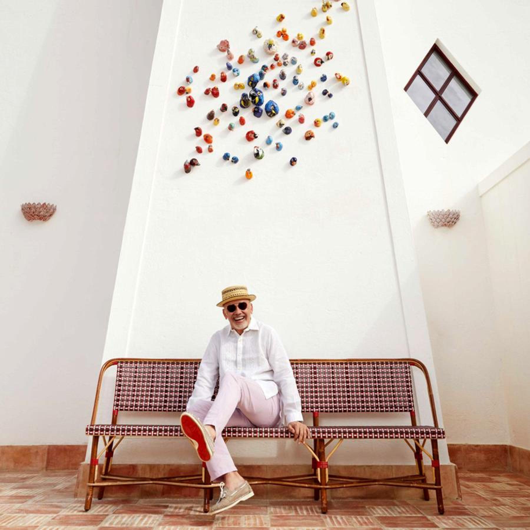 Descubre en el Hotel Vermelho las vacaciones según Louboutin en la costa portuguesa