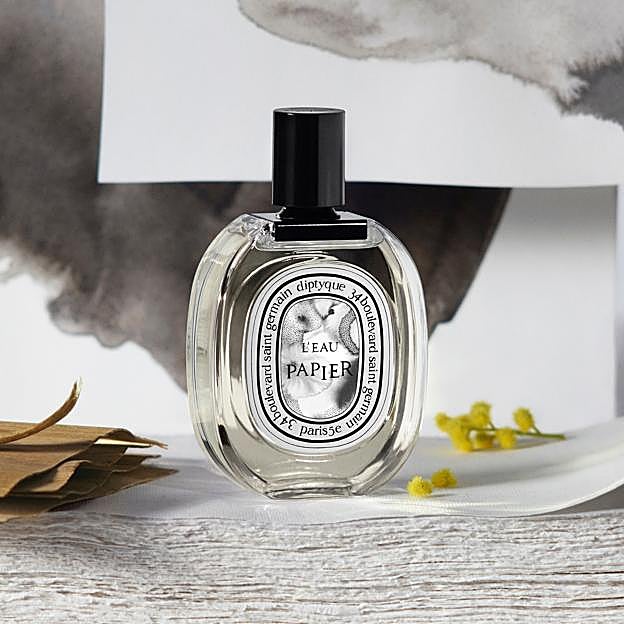 Perfume L'Eau Papier de Diptyque.