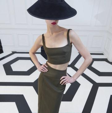 Imagen secundaria 1 - Prendas de la colección prefall, que llega a las tiendas antes del verano.