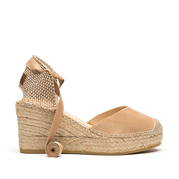 Imagen principal - Las alpargatas de Vidorreta, Unisa y Gaimo.