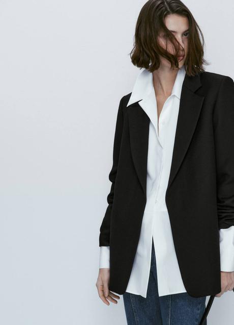 Imagen - Blazer negra básica