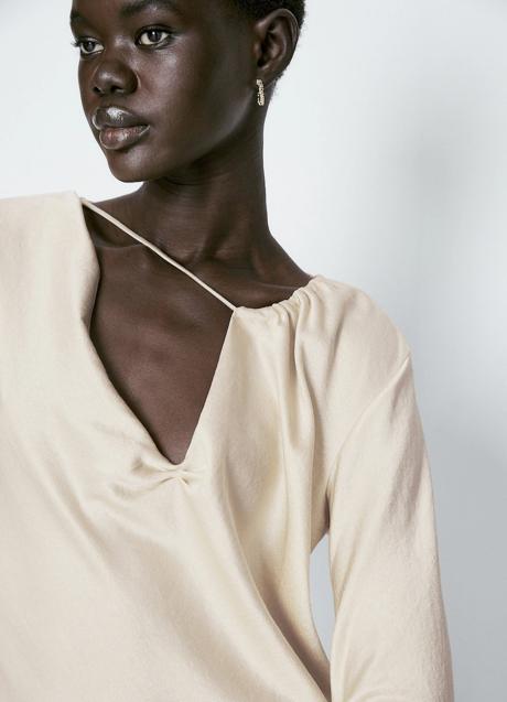 Imagen - Vestido de Massimo Dutti.