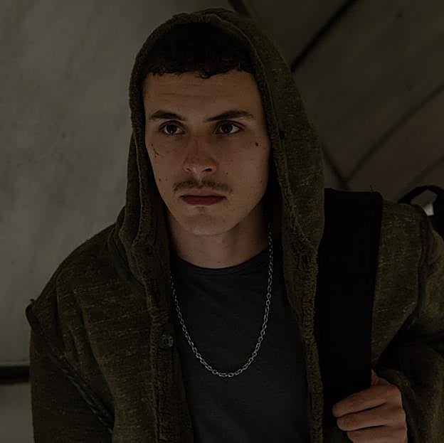 Arón Piper, protagonista de la serie de NEtflix El silencio.