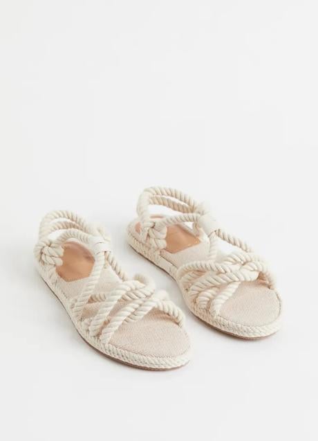 Imagen - Sandalias planas de H&M (39,99 euros)