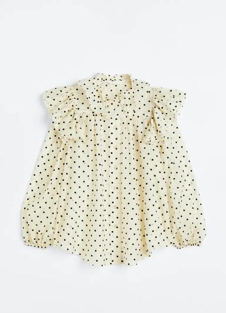Imagen - Blusa con volantes y estampado de lunares de H&M. Foto: H&M.