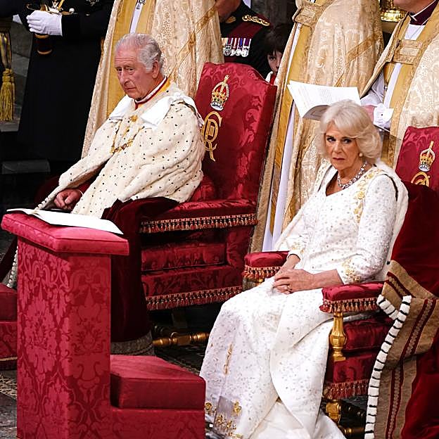 El rey Carlos III junto a la reina Camilla. 