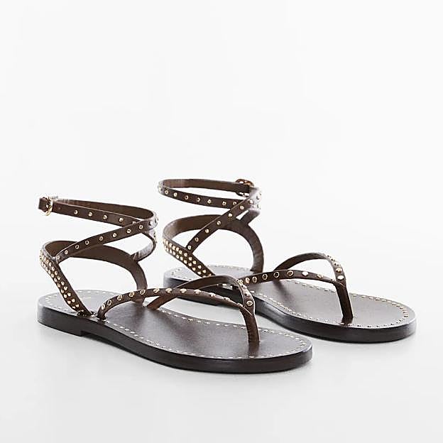 Sandalias de tiras con tachuelas de Mango.