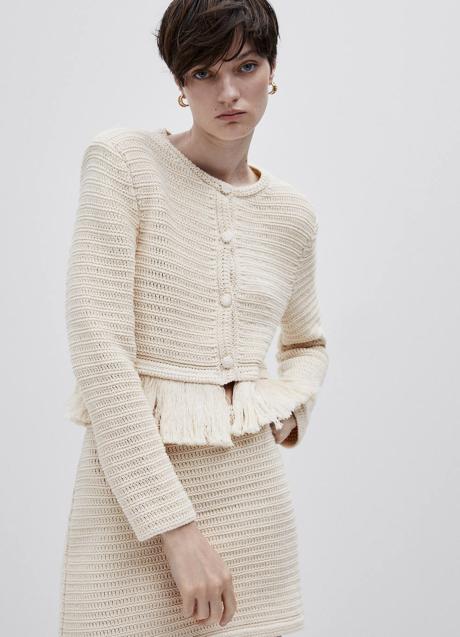 Imagen - Cárdigan de crochet con flecos