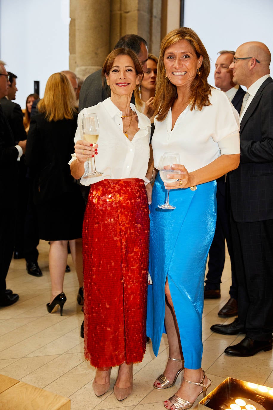 Laura Ruiz de Galarreta, directora de comunicación de IKEA; con Ana Delgado, directora general de ABC.