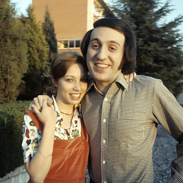 Karina, junto a su marido Tony Luz, compositor de muchos de sus éxitos. 