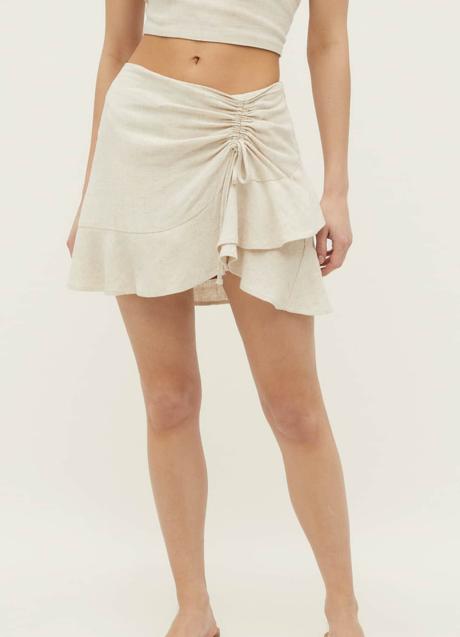 Imagen - Falda pantalón de lino de Stradivarius, 17,99 euros.