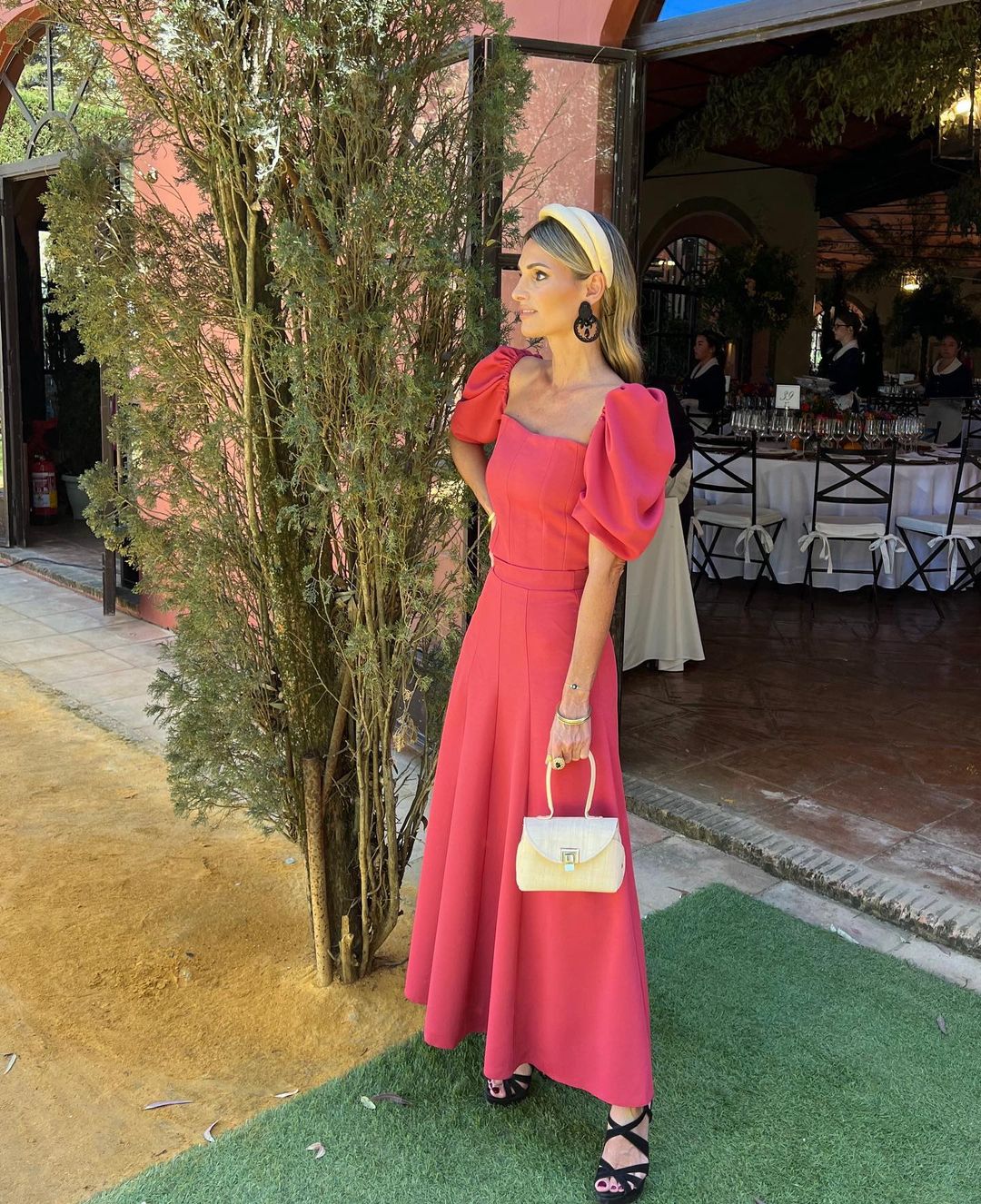 Imagen - Sábado: Look de invitada