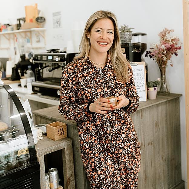 Elisa Gutiérrez, propietaria de Franela Café, en su local en Valladolid.