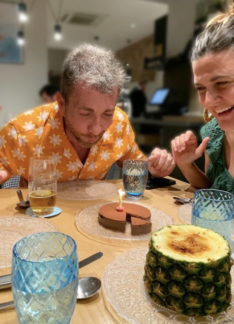 LA JEFA DE TODO: Laura Llopis, mujer de Pablo Motos y arma secreta de El  Hormiguero | Mujerhoy