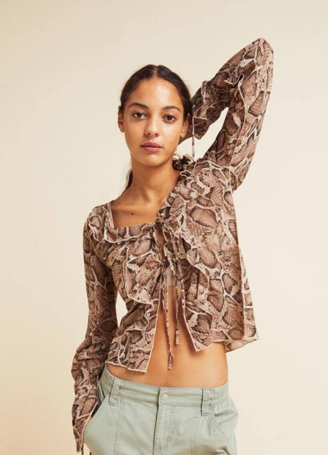 Imagen - Blusa de gasa con cierre de cordones